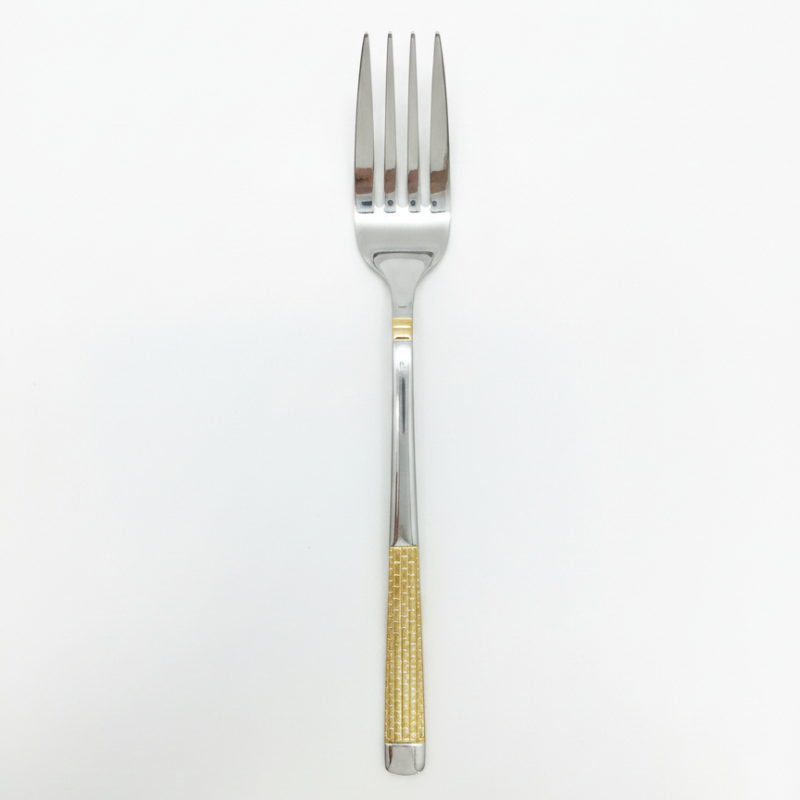 Golden Grip 6-Piece 18/10 Stainless Steel Cutlery Set – A Blend of Luxury and Durability