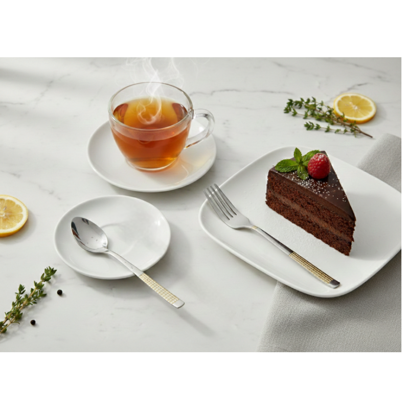 Golden Grip 6-Piece 18/10 Stainless Steel Cutlery Set – A Blend of Luxury and Durability