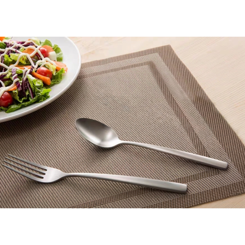 Elegant Stainless Steel Matte Silver Cutlery Set: A Modern Touch and Timeless Elegance.