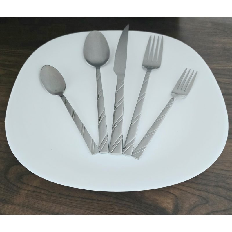 Elegant Stainless Steel Cutlery Set 30 Pcs: Spoon, Fork, and Knife