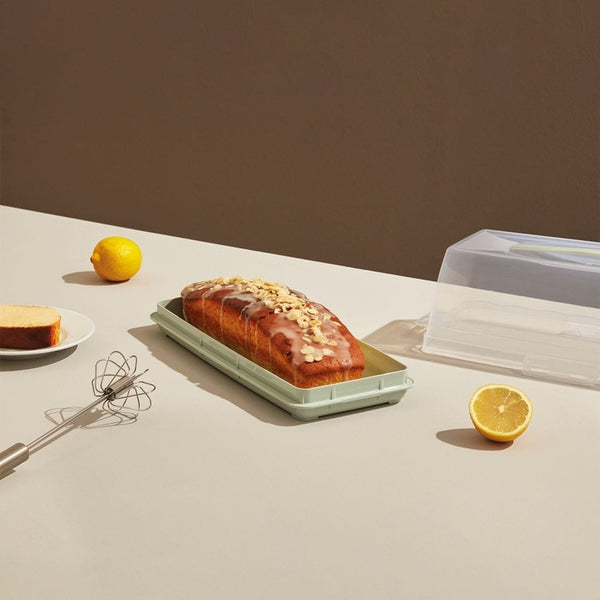 Plastic English Cake Carrier