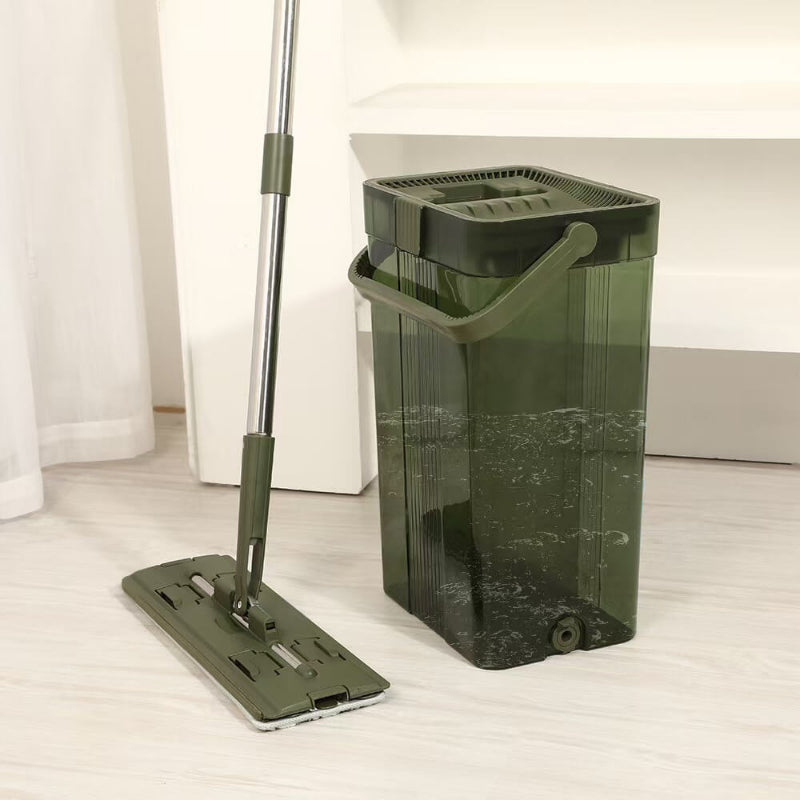 Smart 18L Acrylic Floor Mop with Water Separation System and Telescopic Stick.