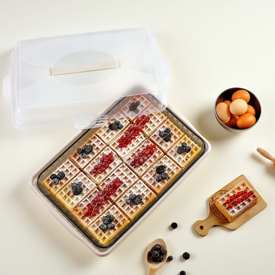 Plastic Rectangular Cake Carrier