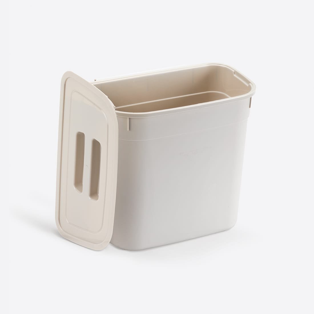 Hanging Door Basket With Lid