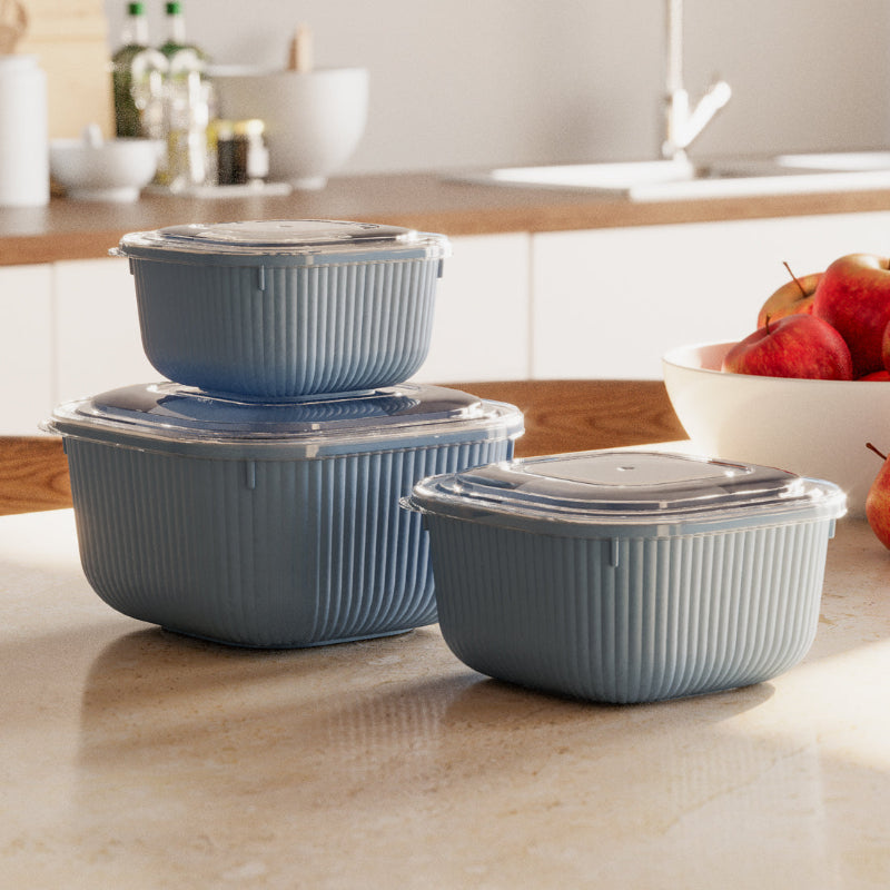 Stackable BPA-free food storage containers with airtight lids