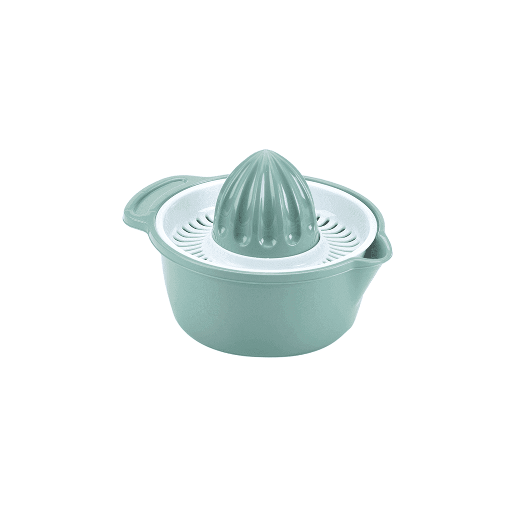 Plastic Orange Squeezer with Integrated Strainer
