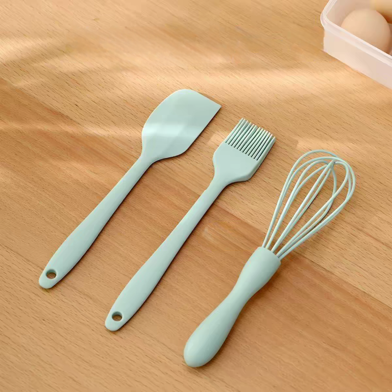 3-Piece Silicone Kitchen Utensil Set - A Must-Have for Every Chef!