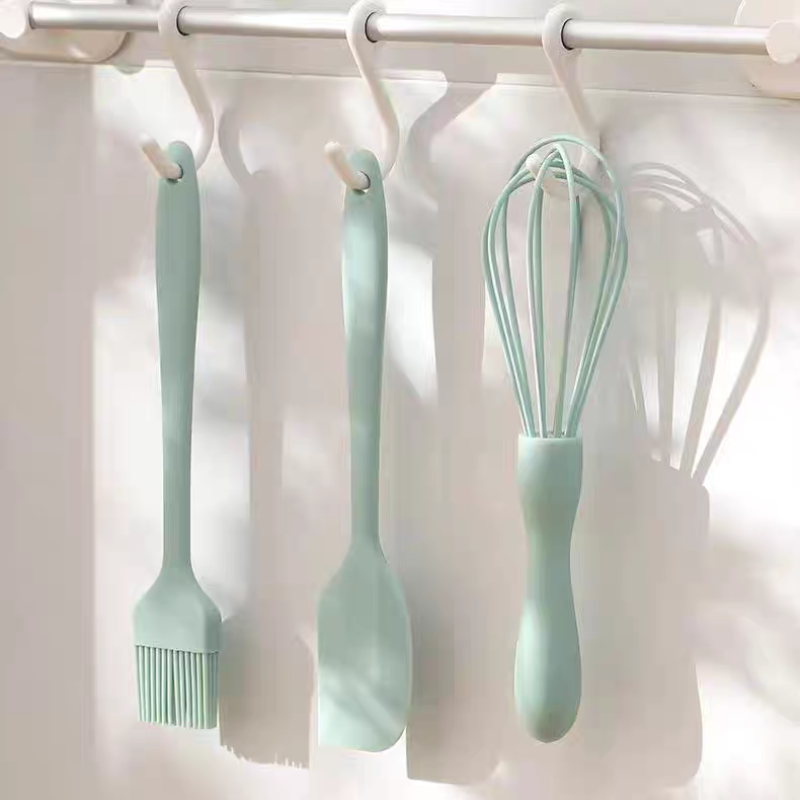 3-Piece Silicone Kitchen Utensil Set - A Must-Have for Every Chef!