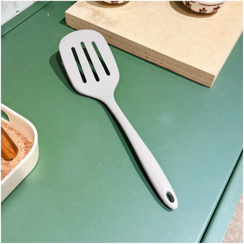 Professional Silicone Food Rack | Heat Resistant and Non-Stick (Available in 3 Colors).